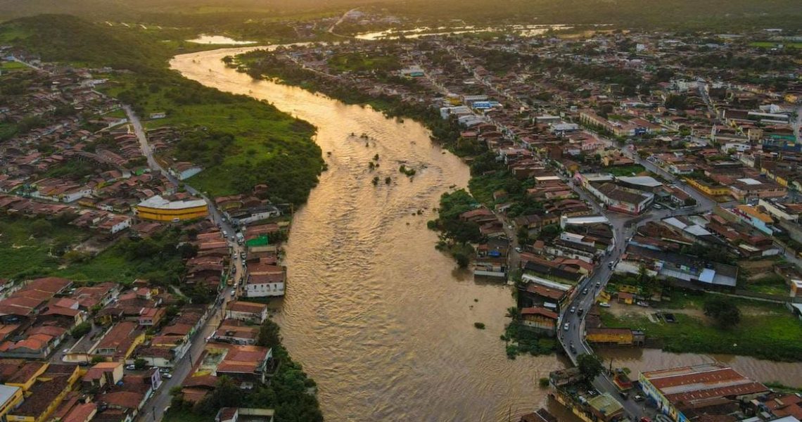 Alagoas tem 50 municípios em emergência por causa das chuvas