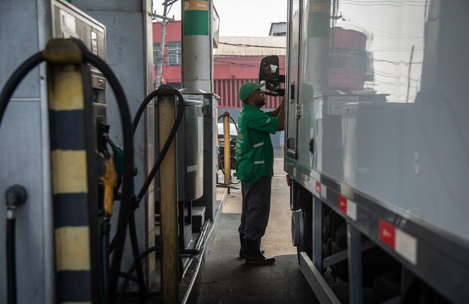 Petrobras reduz preço do diesel nas refinarias em 3,56%