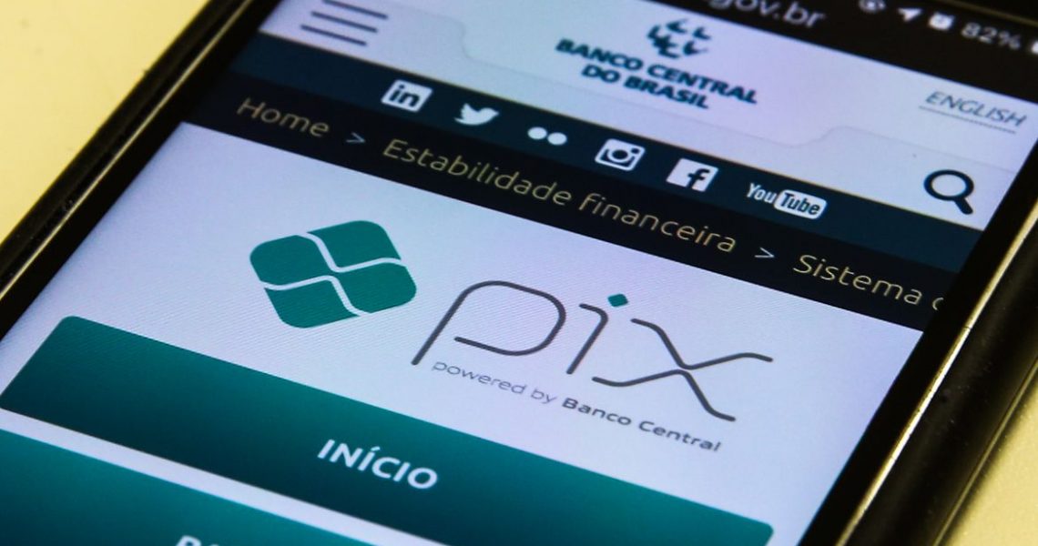 Mais de 40 órgãos federais aceitam pagamento de taxas via Pix