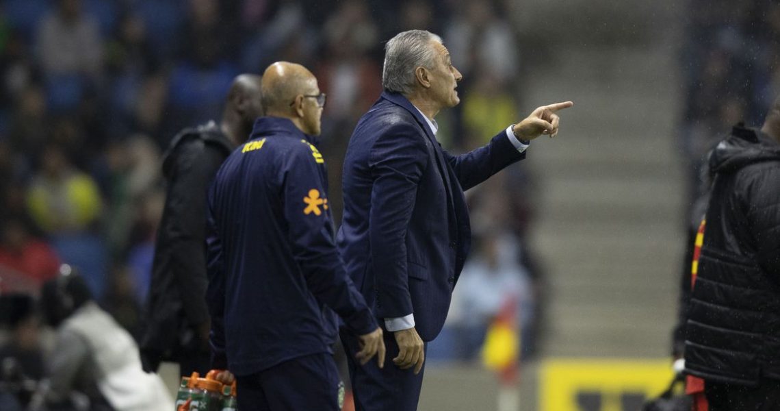 Tite diz que Brasil mostrou equilíbrio mesmo com quinteto ofensivo