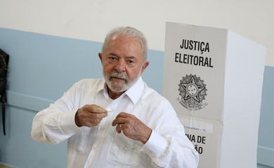 Lula, 77 anos, é eleito para o 3º mandato de presidente da República