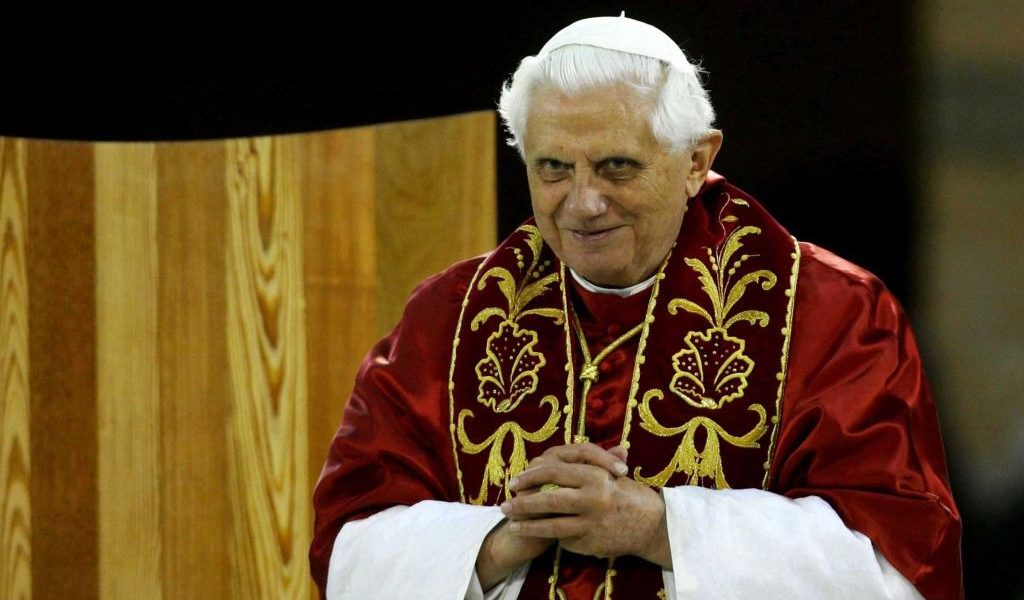 Papa emérito Bento XVI morre aos 95 anos