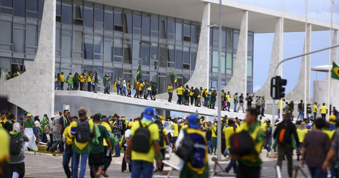 AGU quer condenação definitiva de financiadores dos atos golpistas