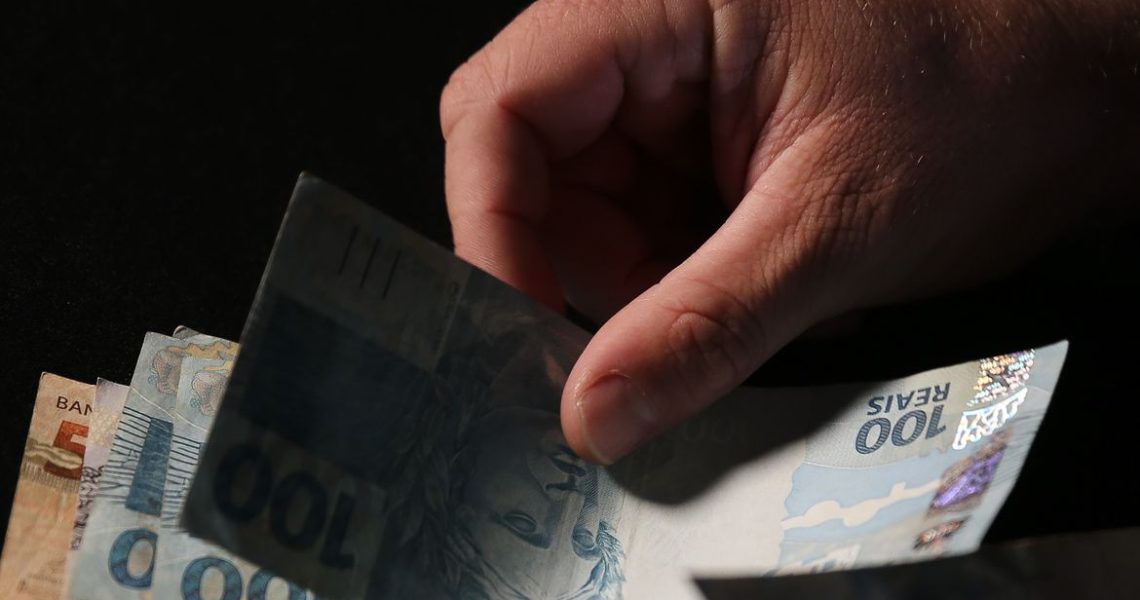 Bolsa Família terá valor extra para famílias maiores