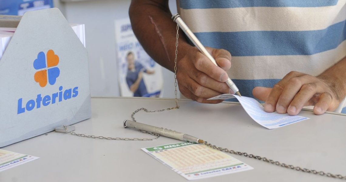 Prêmio da Mega-Sena acumula e vai a R$ 60 milhões no sorteio de sábado