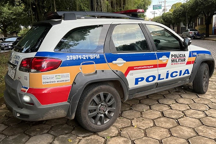 Corpo de recém-nascido é encontrado em córrego na cidade de Além Paraíba