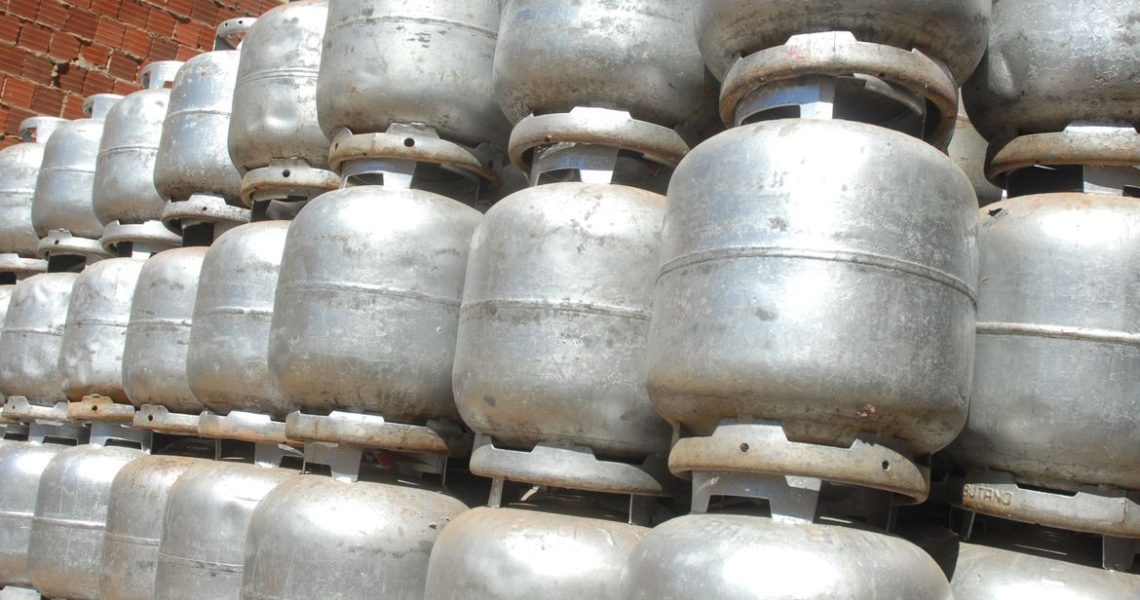 Petrobras anuncia queda de 21,3% no preço do gás de cozinha
