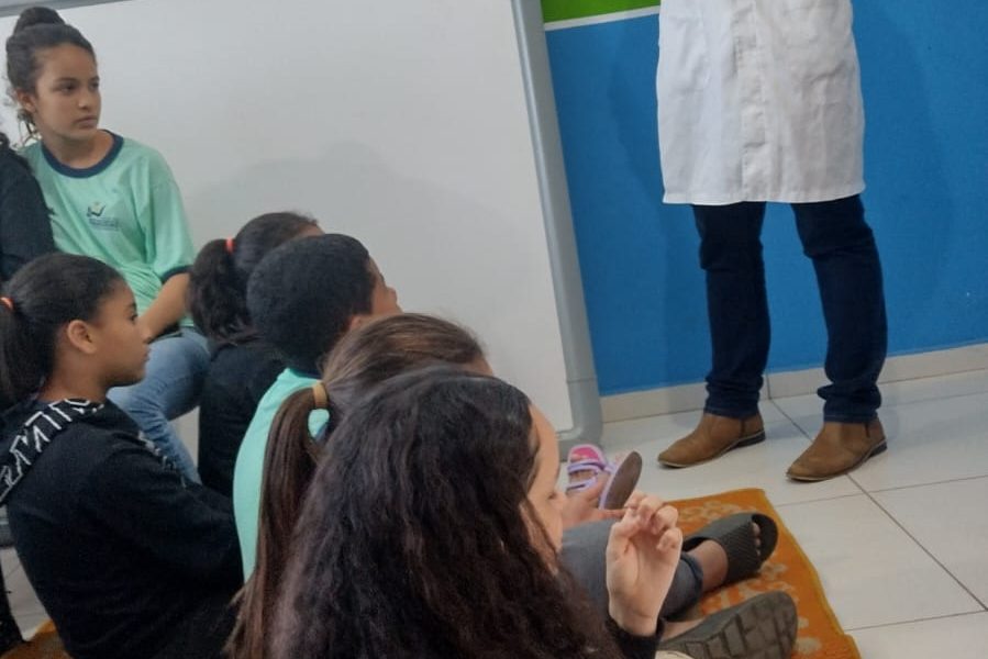 Tema Sexualidade é abordado em programa saúde na escola para alunos de Serrania e Varginha
