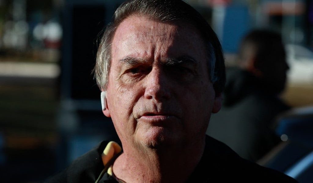 Bolsonaro recebeu R$ 17 milhões via Pix em 2023, aponta Coaf