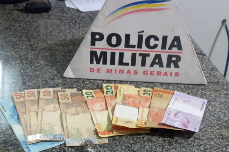 Polícia prende três pessoas com drogas em operação em Laranjal