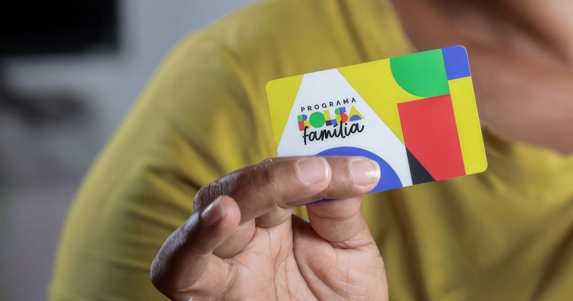 Caixa paga novo Bolsa Família a beneficiários com NIS de final 9