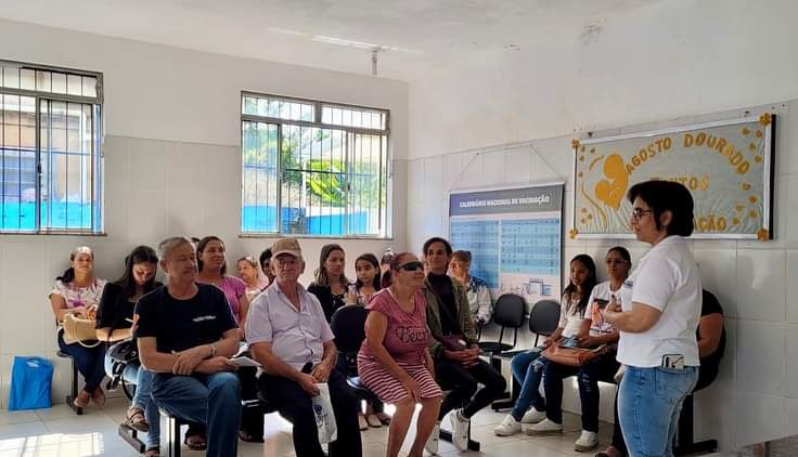 Saúde realiza sala de espera sobre a importância do aleitamento materno 