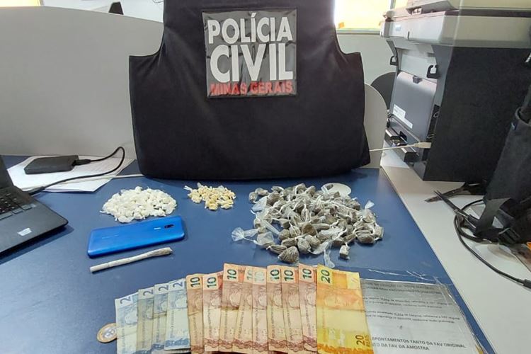Polícia Civil prende três homens no bairro Santa Terezinha e grande quantidade de drogas