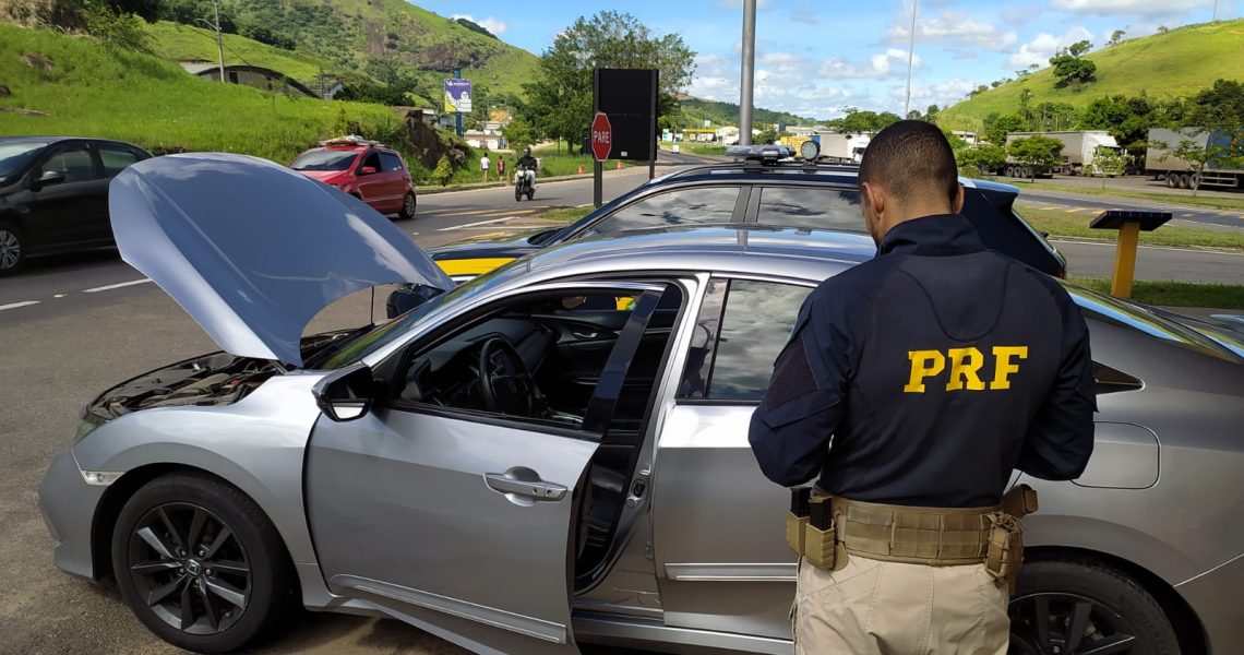 PRF MG:  Recupera veículo clonado no km 767 da BR 116, município de Leopoldina/MG