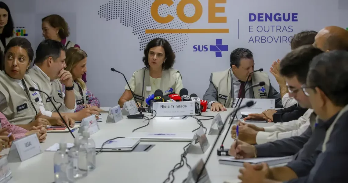 Ministério da Saúde estuda ampliar oferta da vacina contra dengue