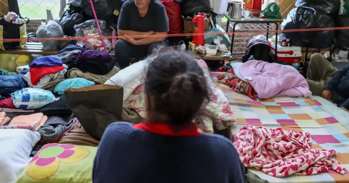Auxílio Reconstrução: governo lança site para cadastro das famílias
