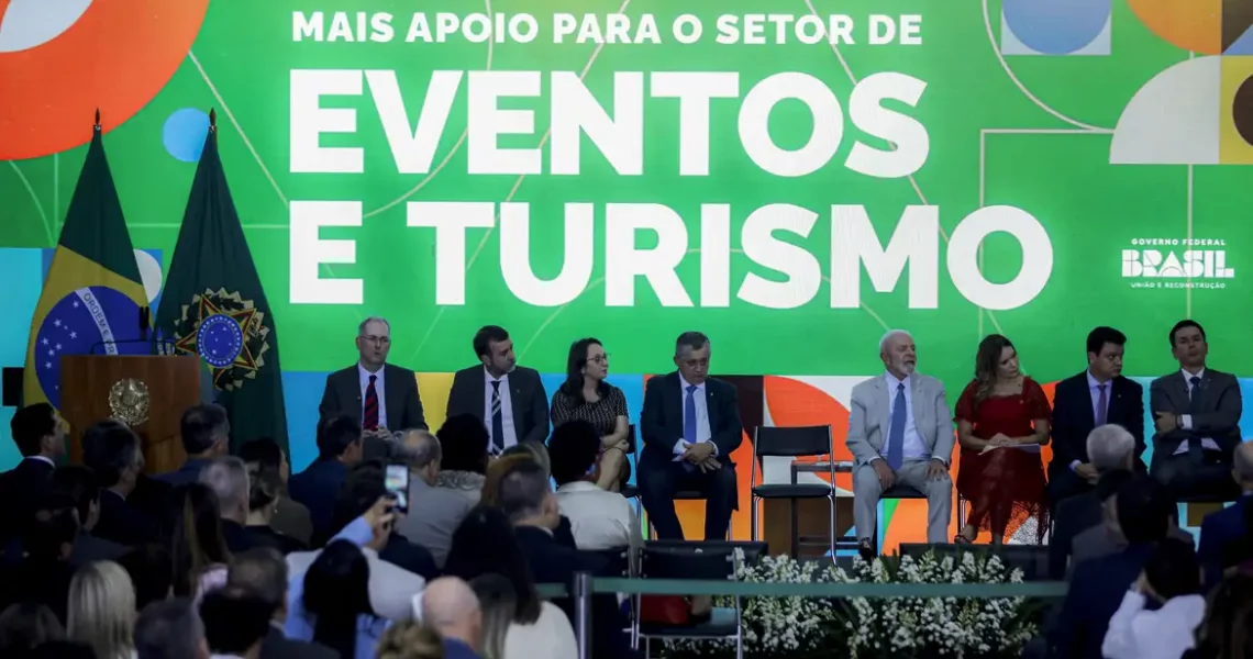 Lula sanciona lei que desonera atividades do setor de eventos