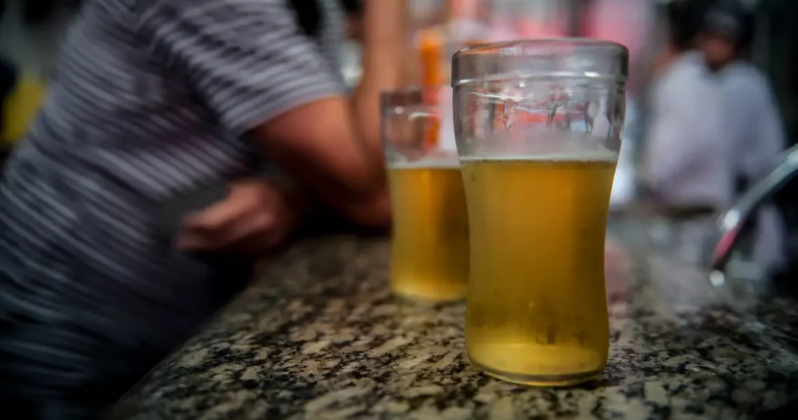 População negra é maior vítima do consumo de álcool no país