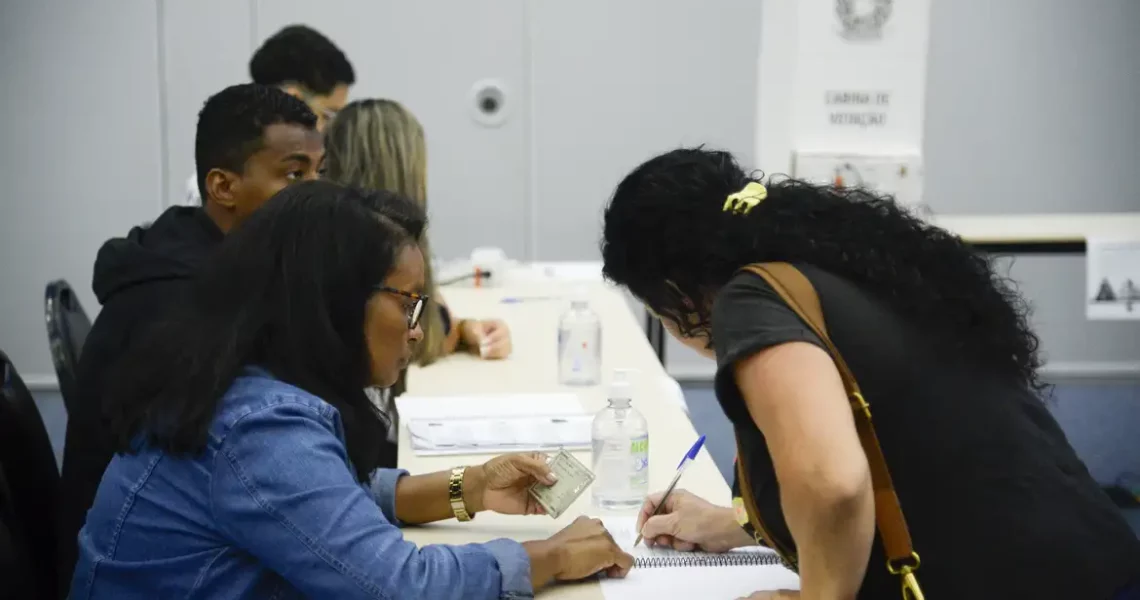 Eleições municipais não terão voto em trânsito, entenda as regras