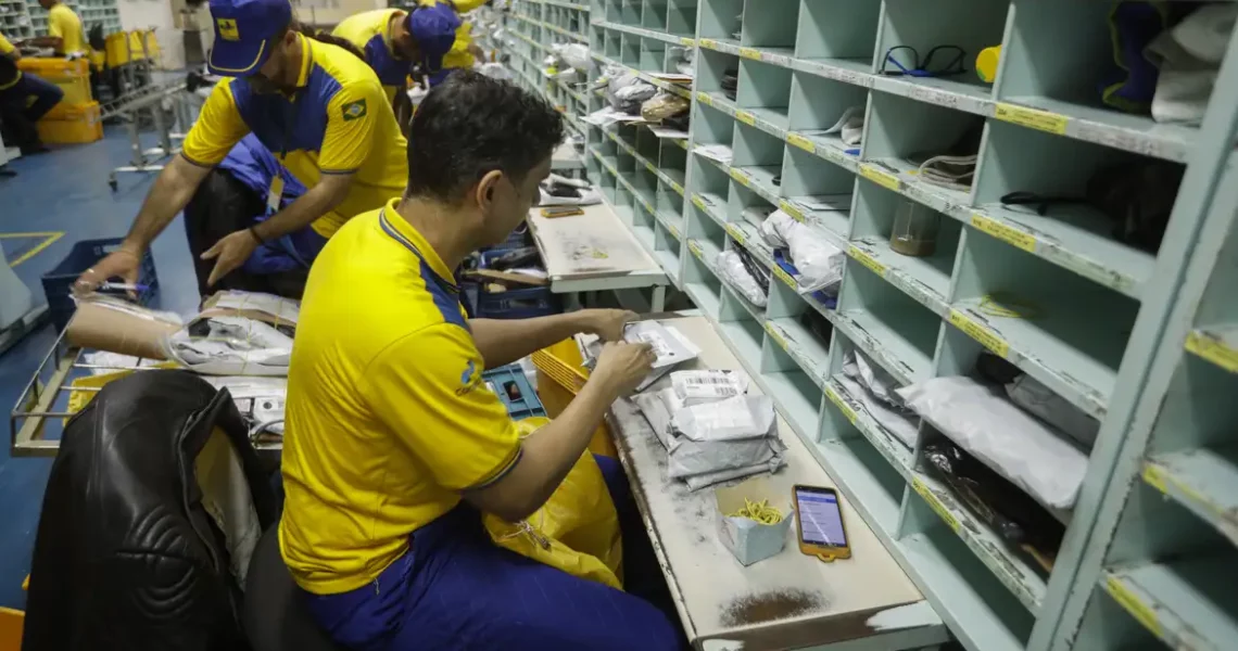 Concurso dos Correios destina 30% das vagas para negros e indígenas