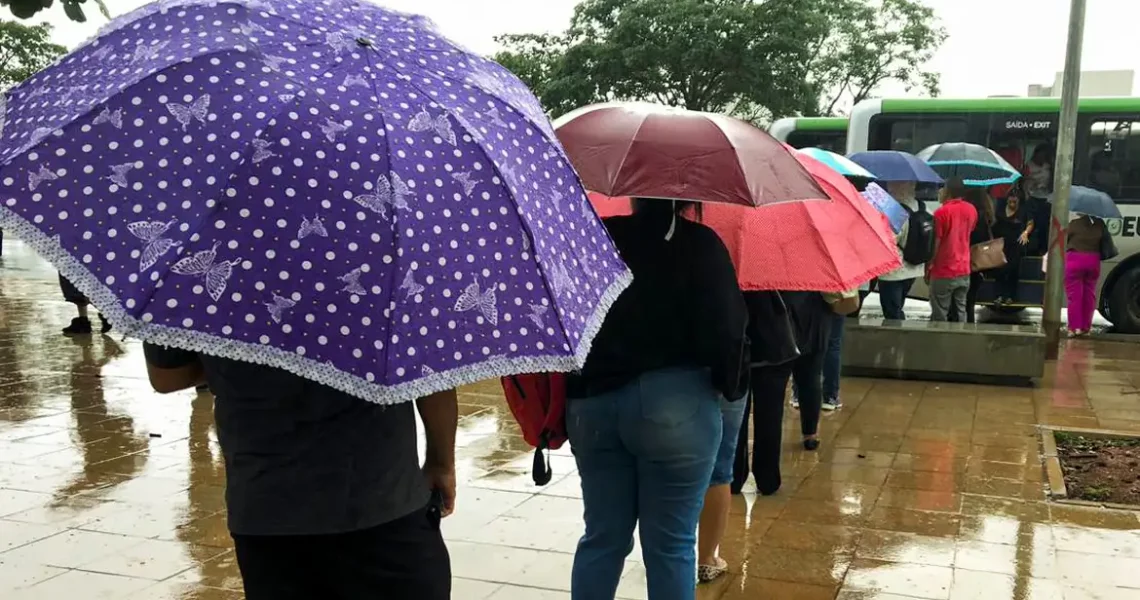 Chuvas intensas colocam maior parte do país em alerta