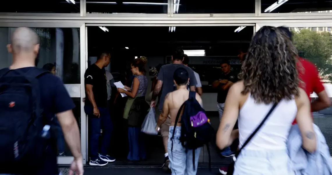 CNU 2025 terá 3.352 vagas em 35 órgãos federais