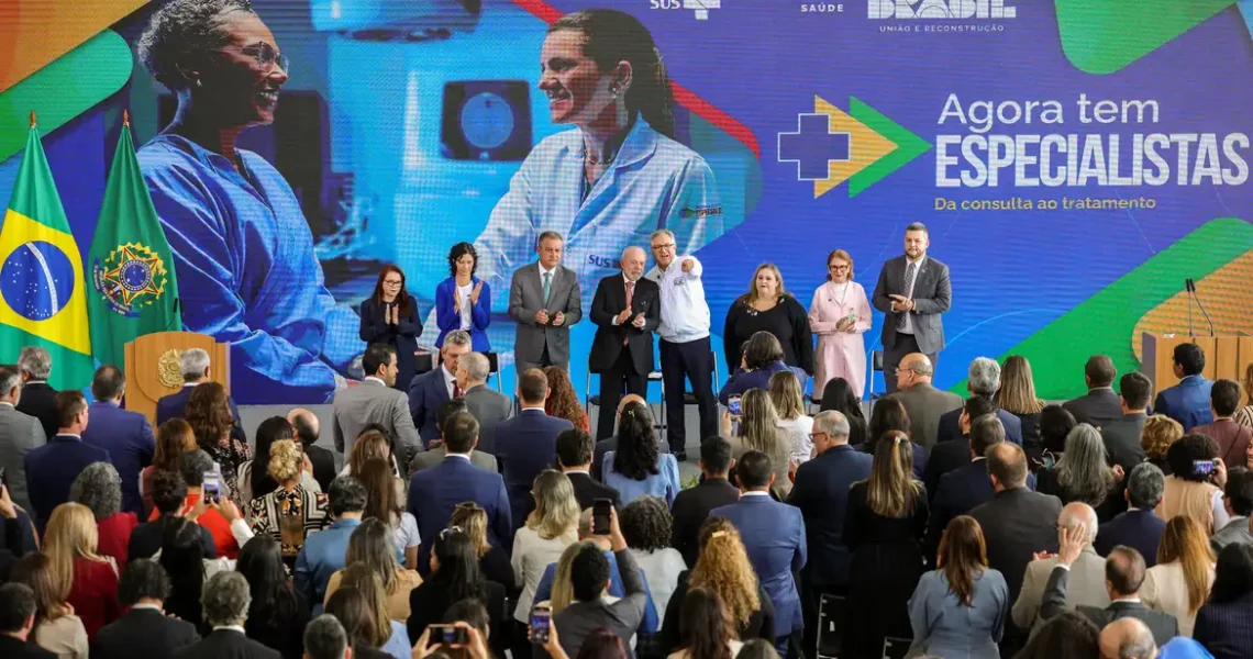 Lula lança programa para melhorar acesso de pacientes a especialistas