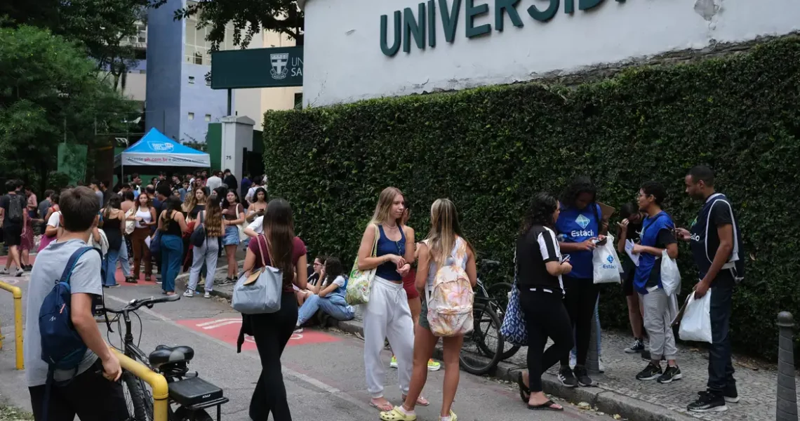 Inep libera gabarito do primeiro dia do Enem 2025
