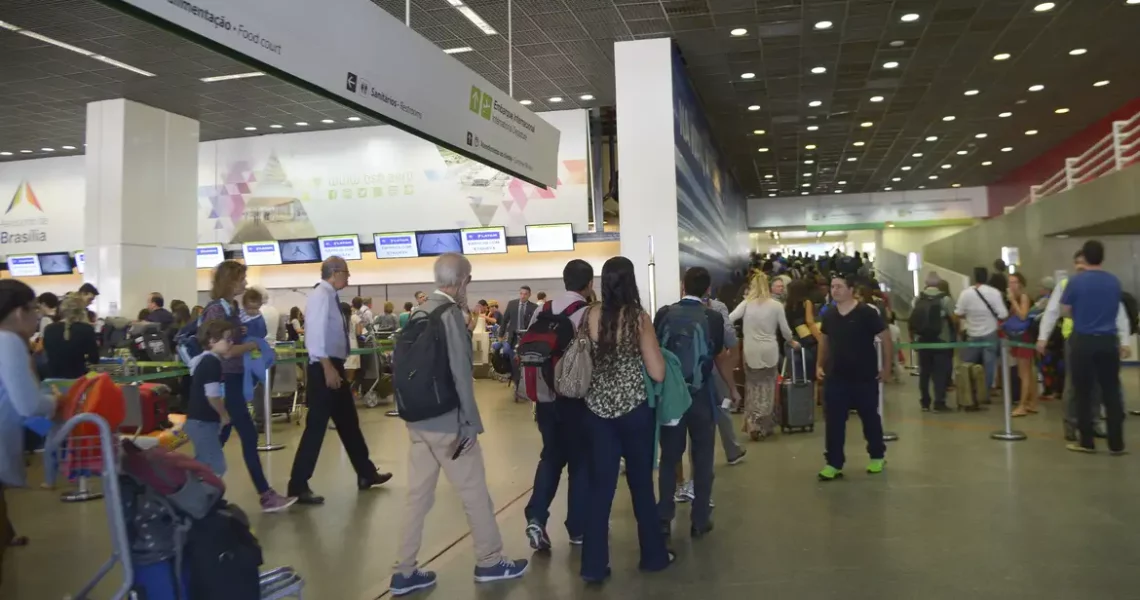 Anac faz operação em aeroportos com maior fluxo em 15 estados