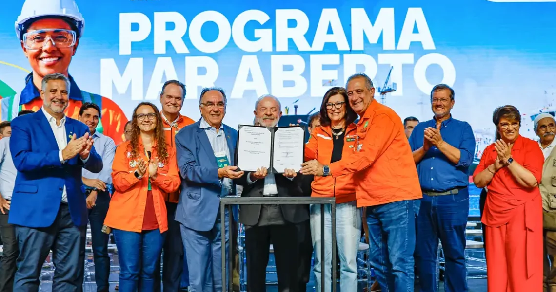 Petrobras assina contrato bilionário para fabricar navios no RS